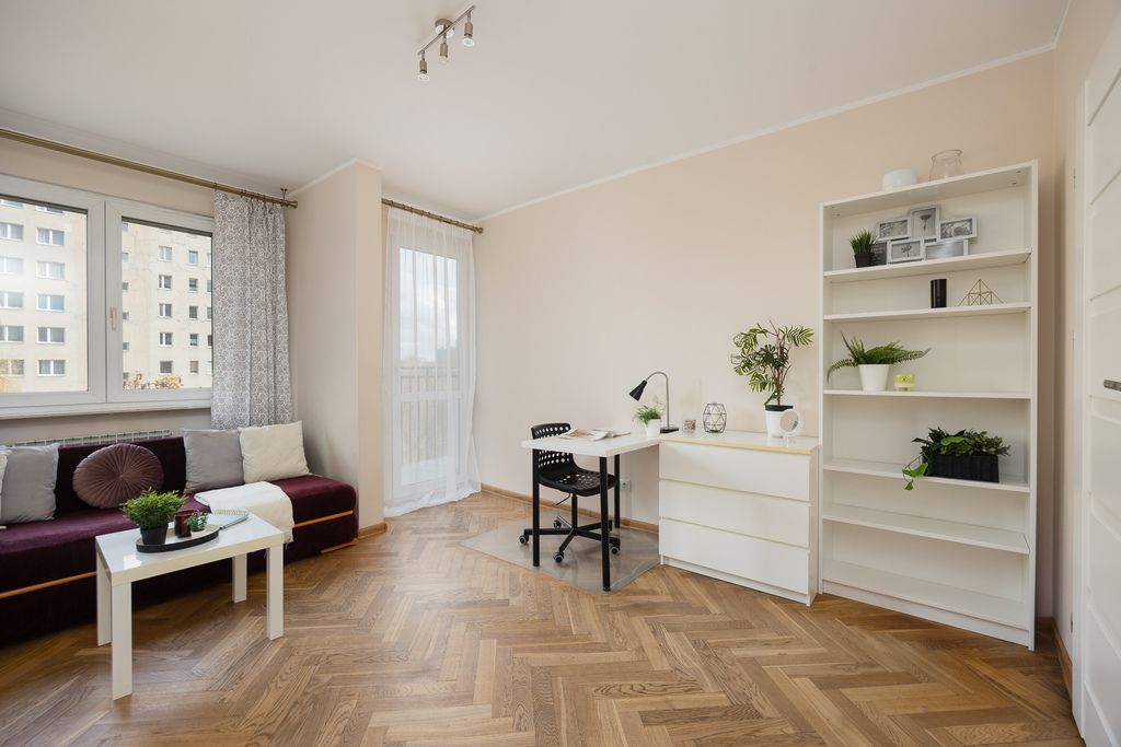 Warszawa · ul. 1 Sierpnia — 5