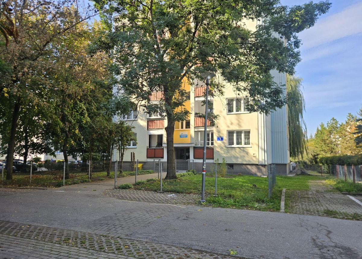 Warszawa · ul. Myszkowska — 16