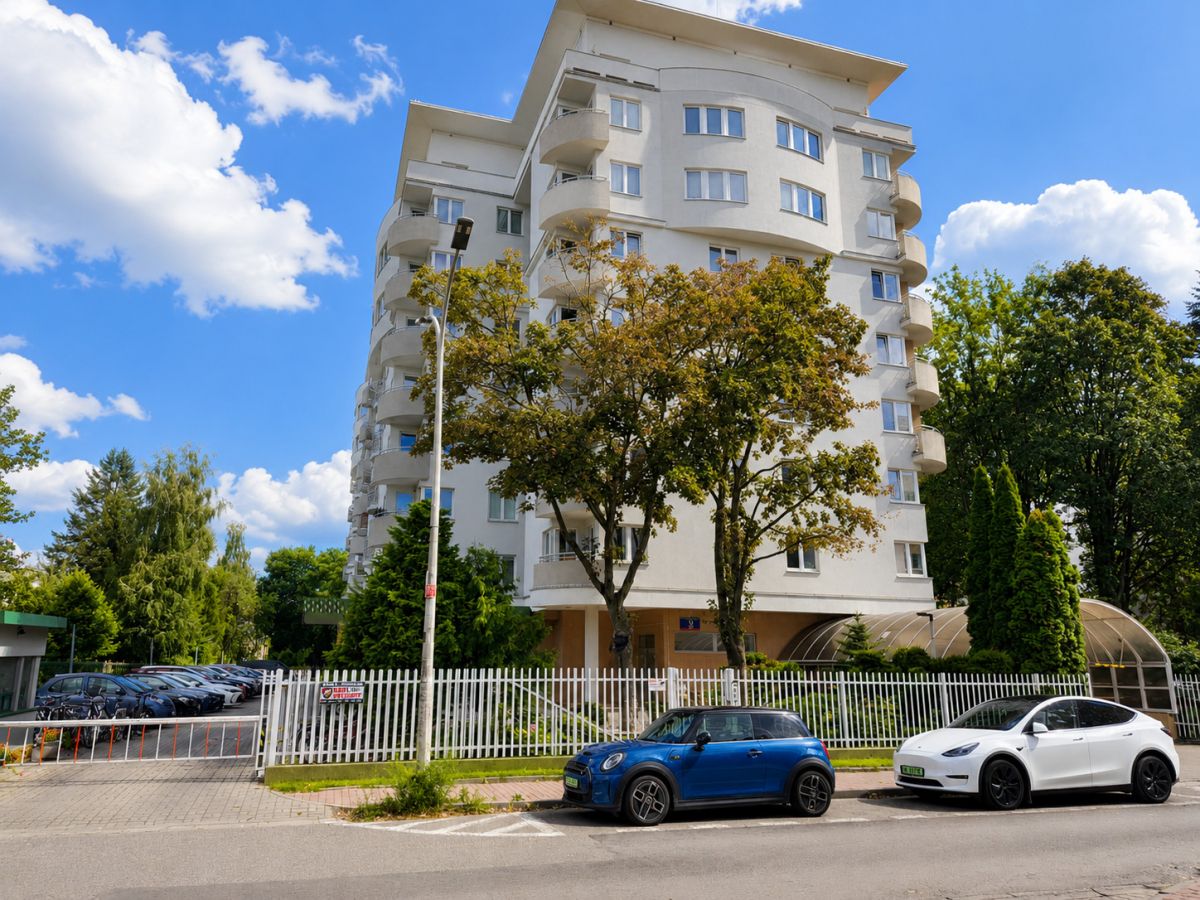 Warszawa · ul. Walentego Skorochód-Majewskiego — 13