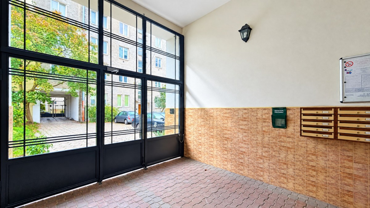 Warszawa · ul. Kopińska — 13