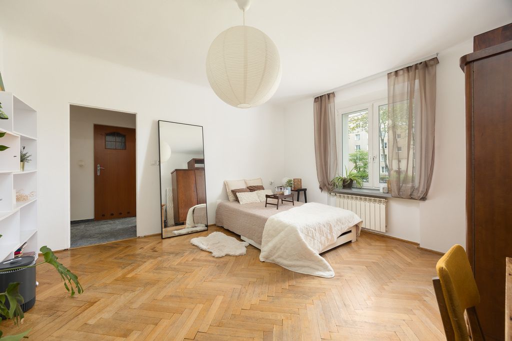 Warszawa · ul. Rozłucka — 3