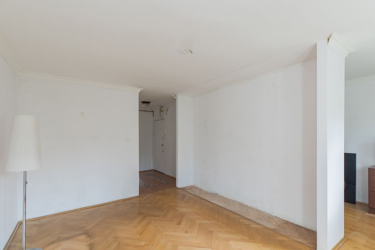 Warszawa · ul. Jasnodworska — 15
