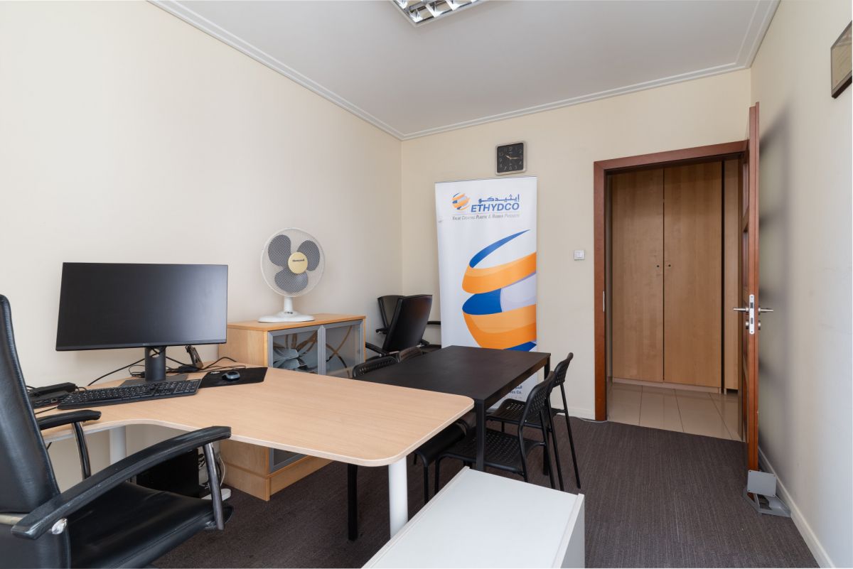 Warszawa · al. Aleja Niepodległości — 18