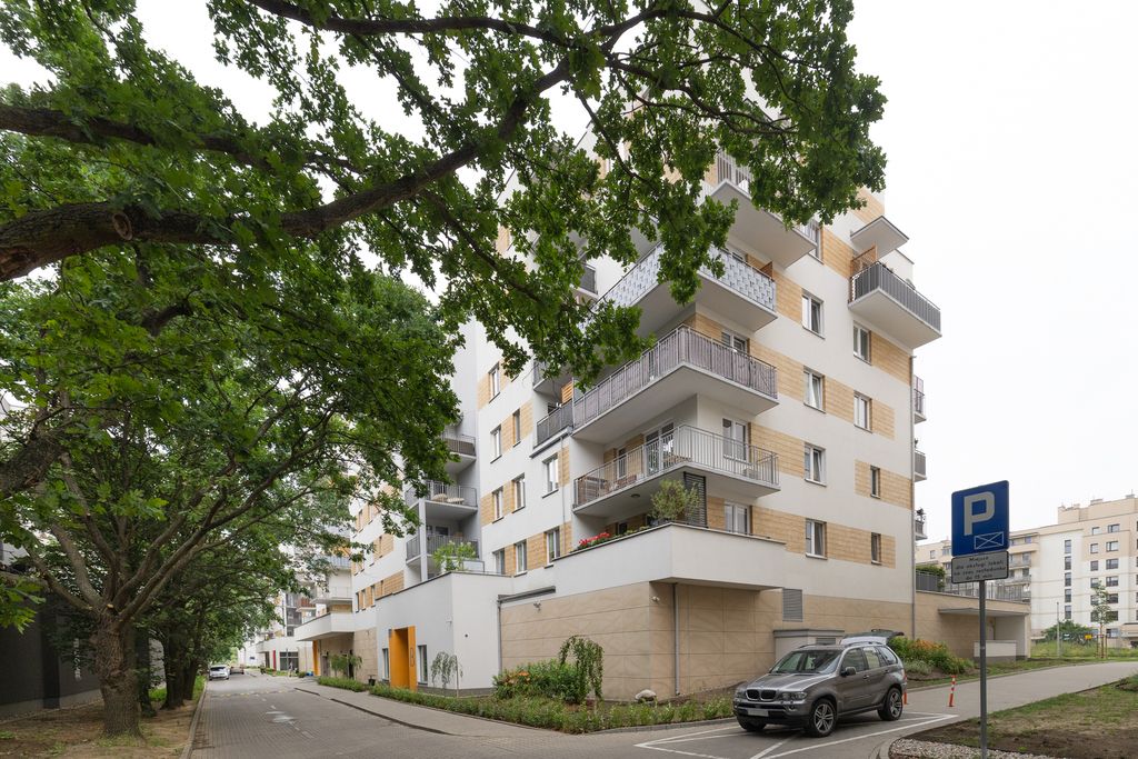 Warszawa · ul. Dionizosa — 19