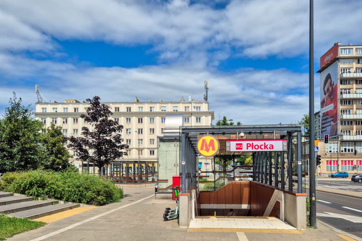 Warszawa · ul. Wolska — 8