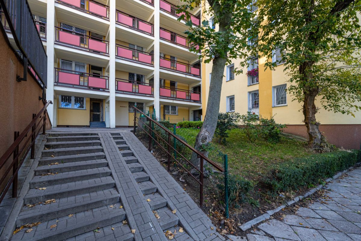 Warszawa · ul. Bracławska — 18