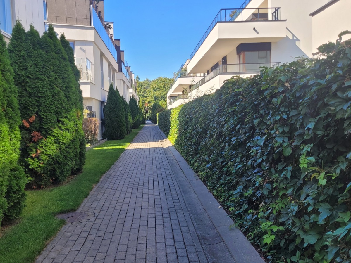 Warszawa · Wilanów — 18