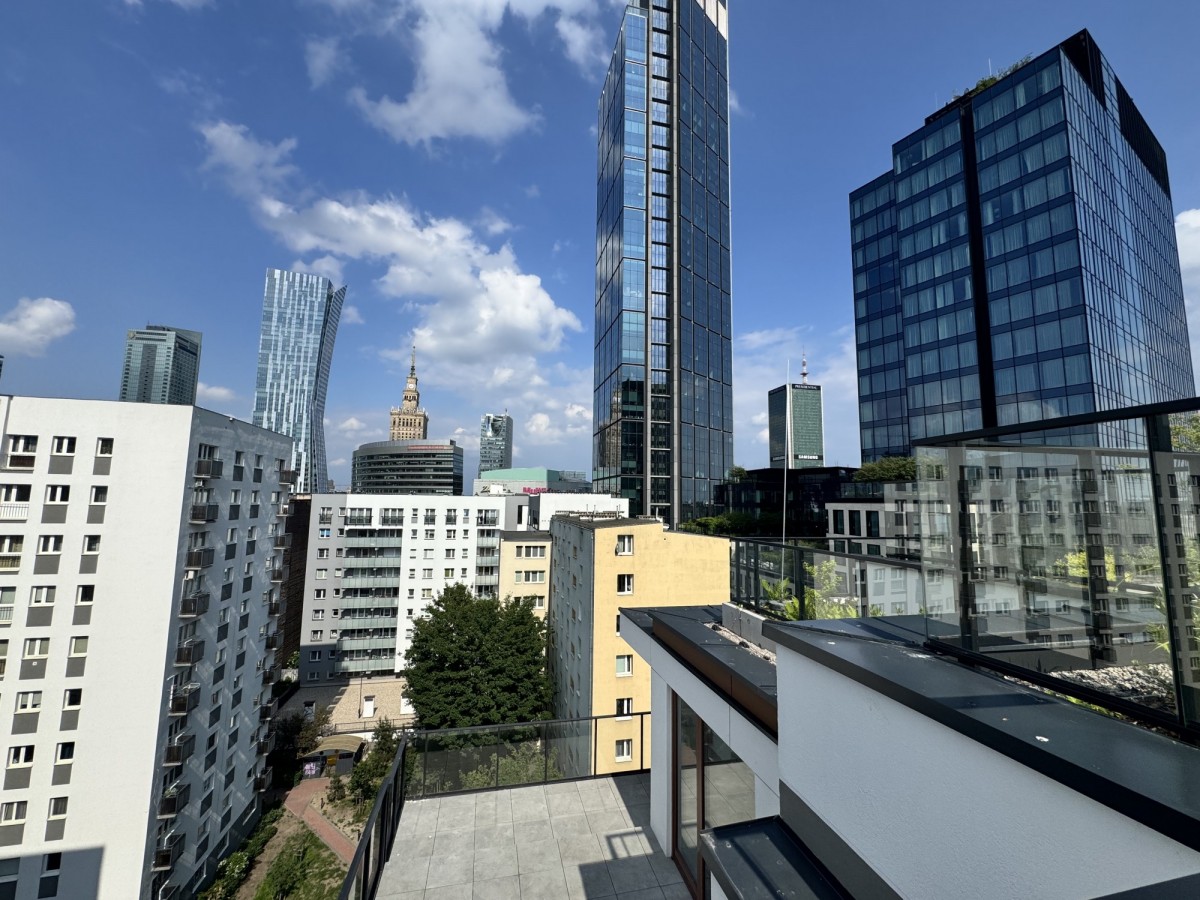 Warszawa · ul. Chmielna — 18