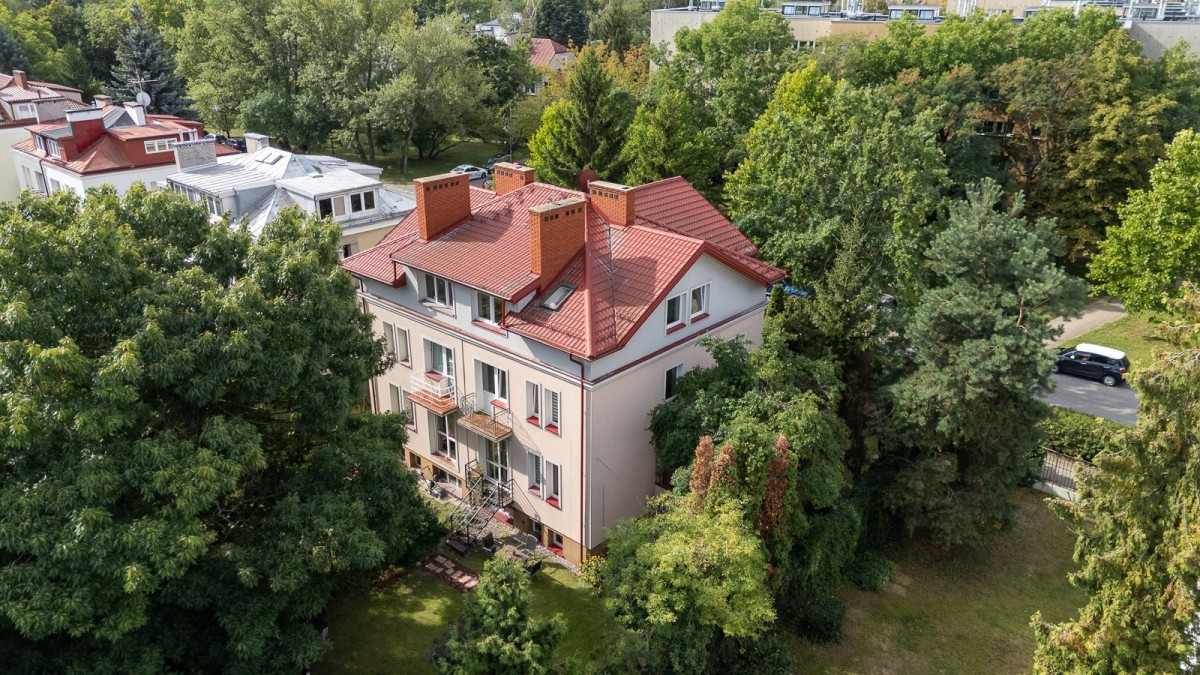Warszawa · ul. Zdrojowa — 21