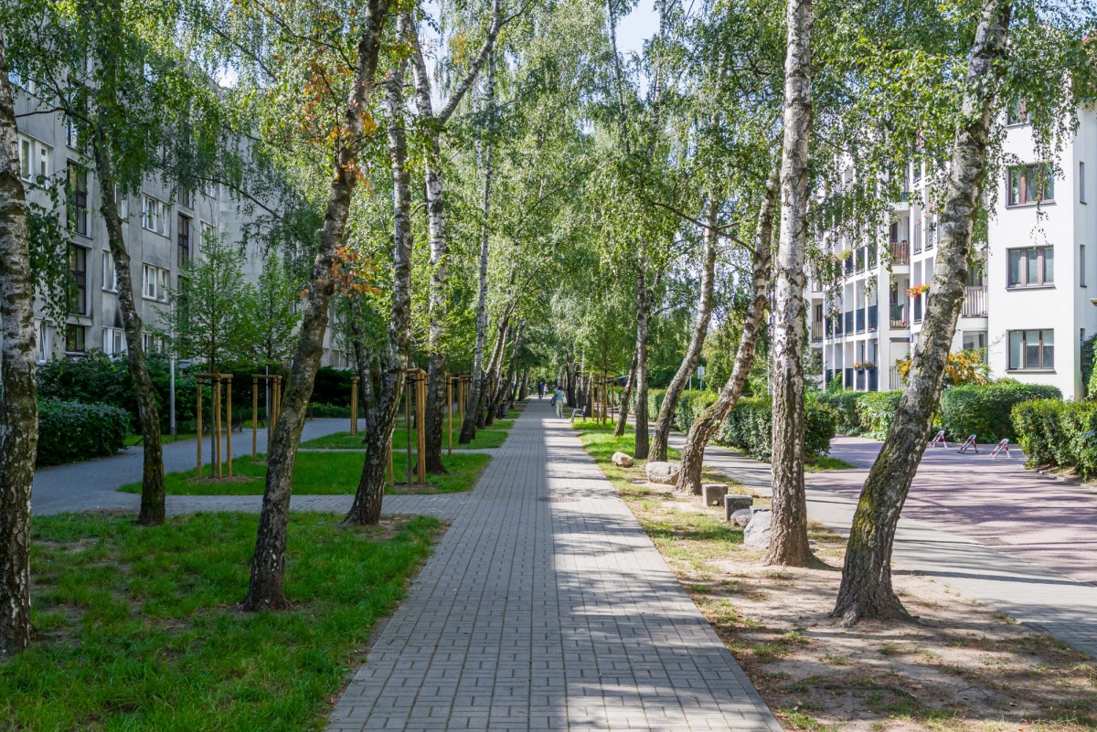 Warszawa · ul. Konstancińska — 9