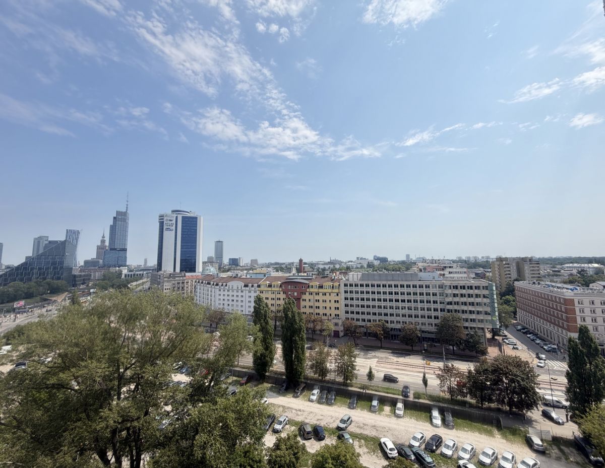 Warszawa · al. Aleje Jerozolimskie — 9