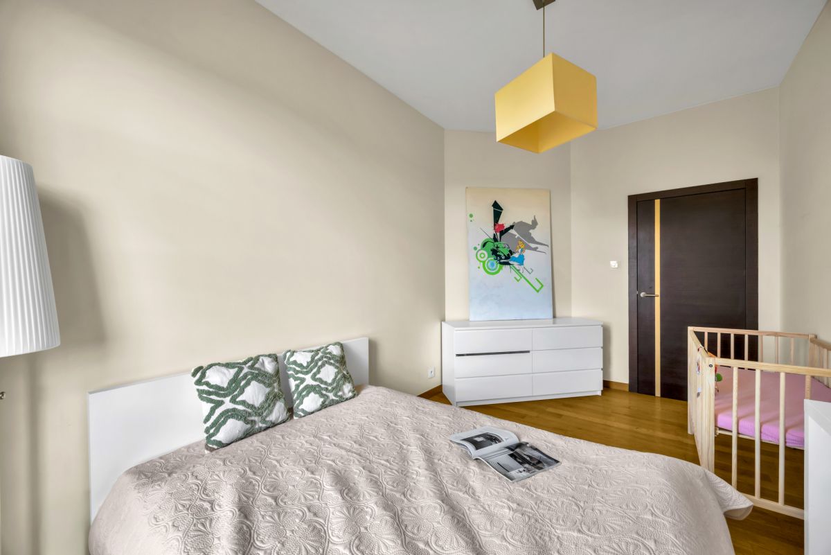 Warszawa · ul. Leszczyny — 15