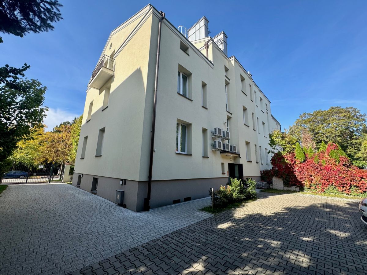 Warszawa · ul. Ignacego Krasickiego — 16