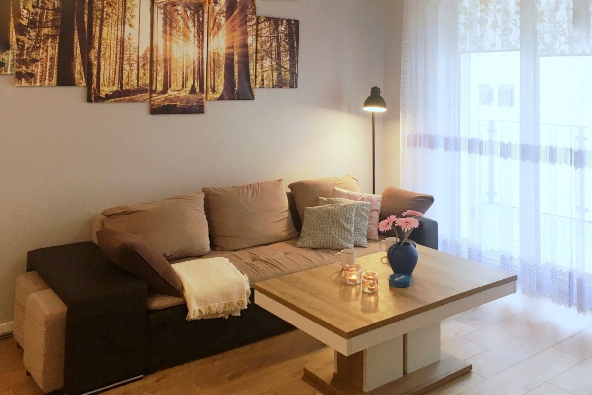 Warszawa · ul. Starodęby — 4