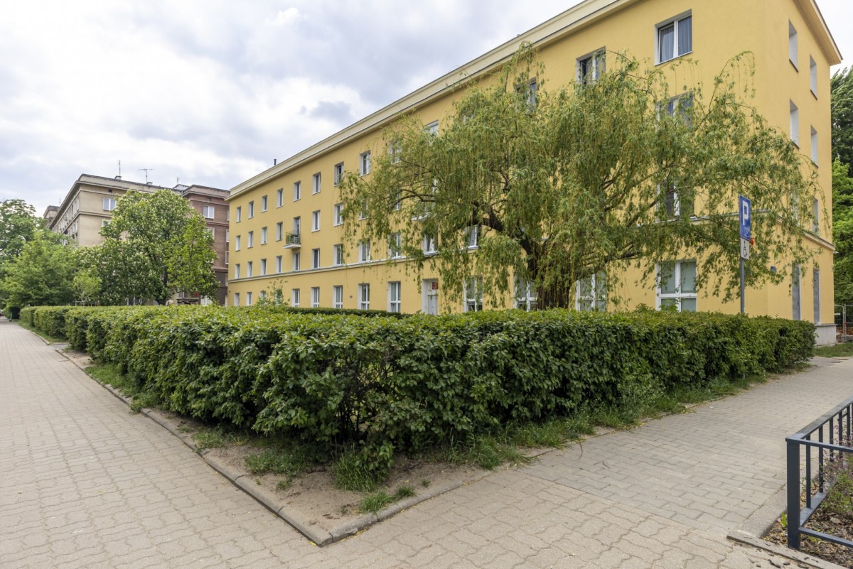 Warszawa · ul. Bertolta Brechta — 2