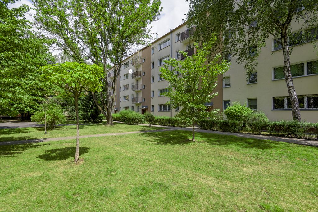 Warszawa · ul. Pustola — 26