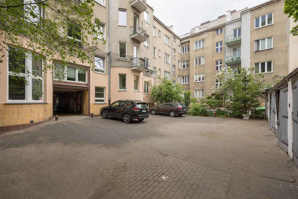 Warszawa · ul. Tadeusza Rejtana — 12