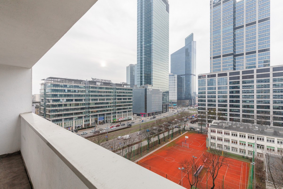 Warszawa · ul. Łucka — 11
