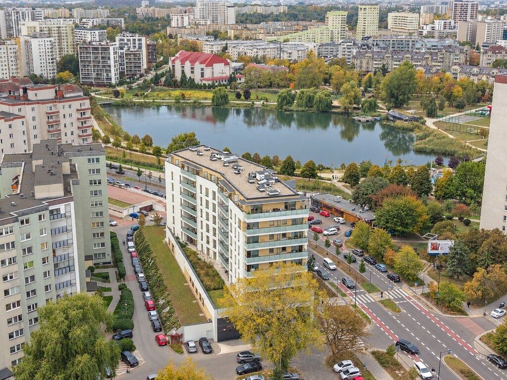 Warszawa · ul. gen. Romana Abrahama — 19