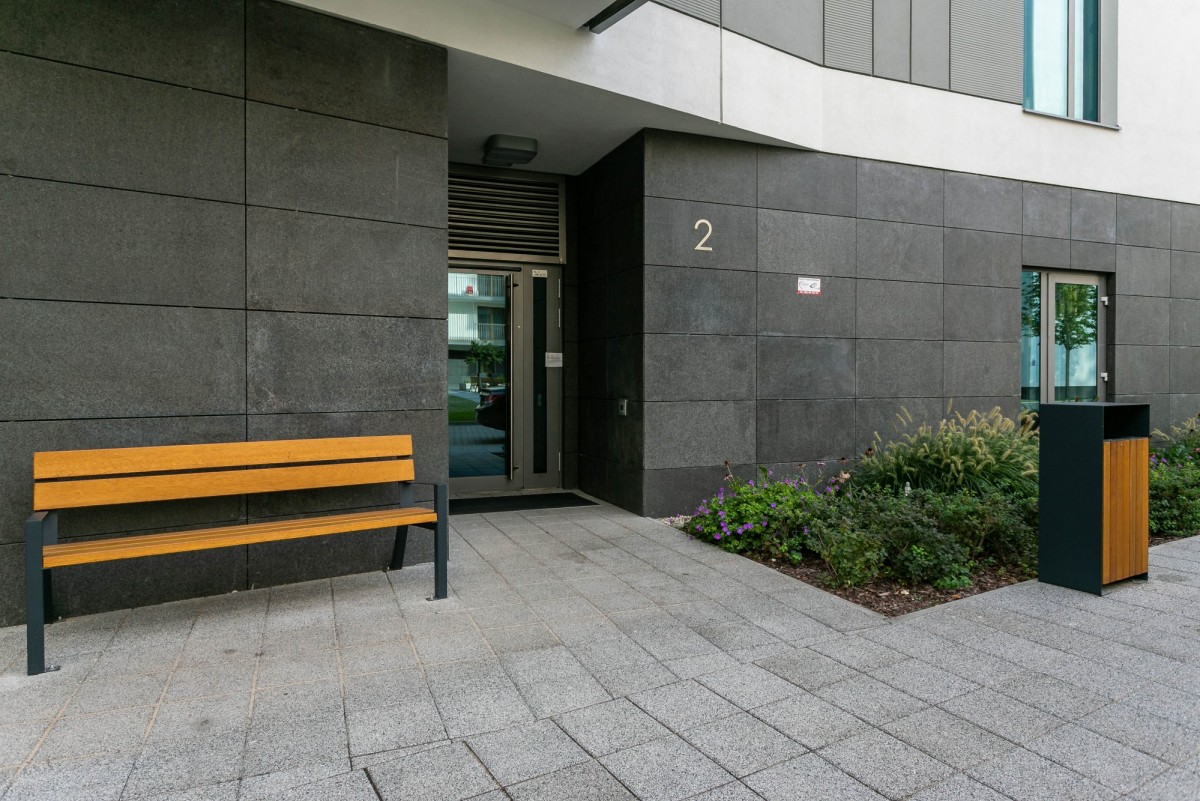 Warszawa · al. Aleja Jana Rodowicza "Anody" — 22