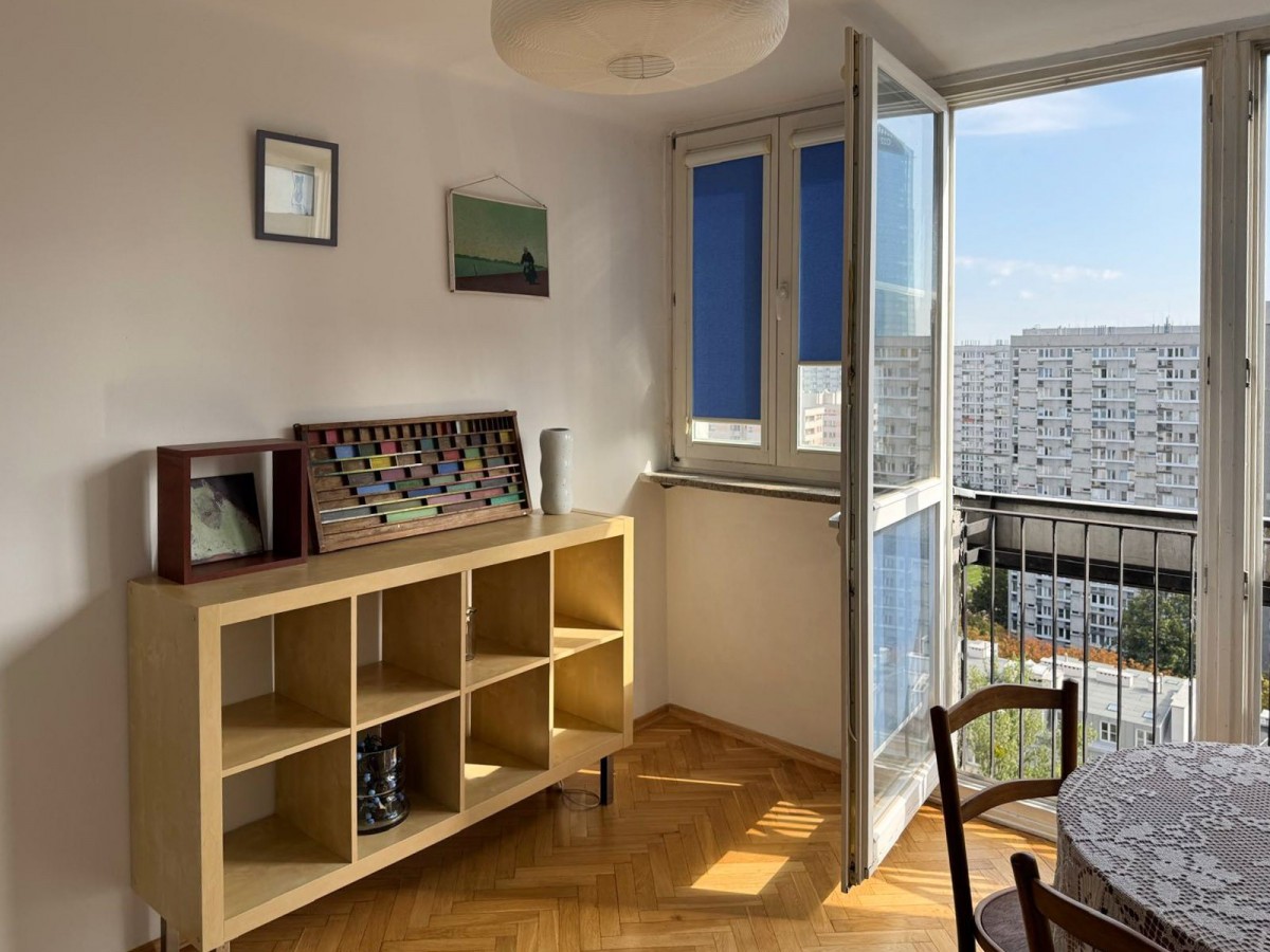 Warszawa · ul. Żelazna — 4