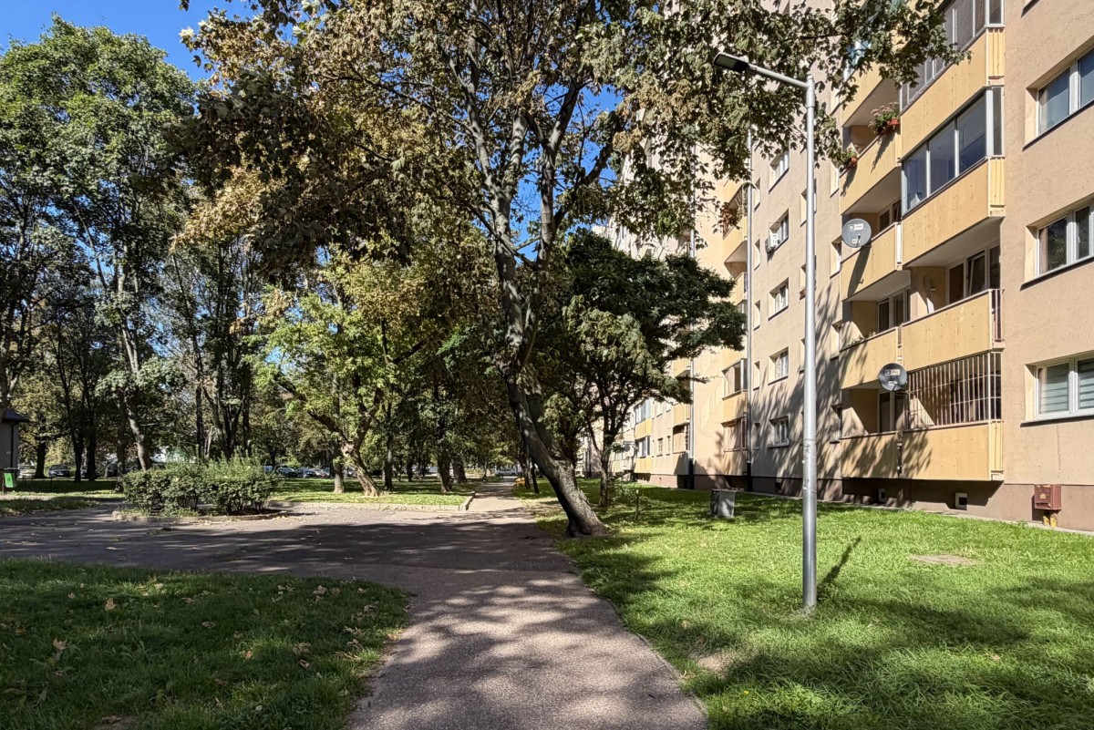 Warszawa · ul. Tadeusza Krępowieckiego — 15