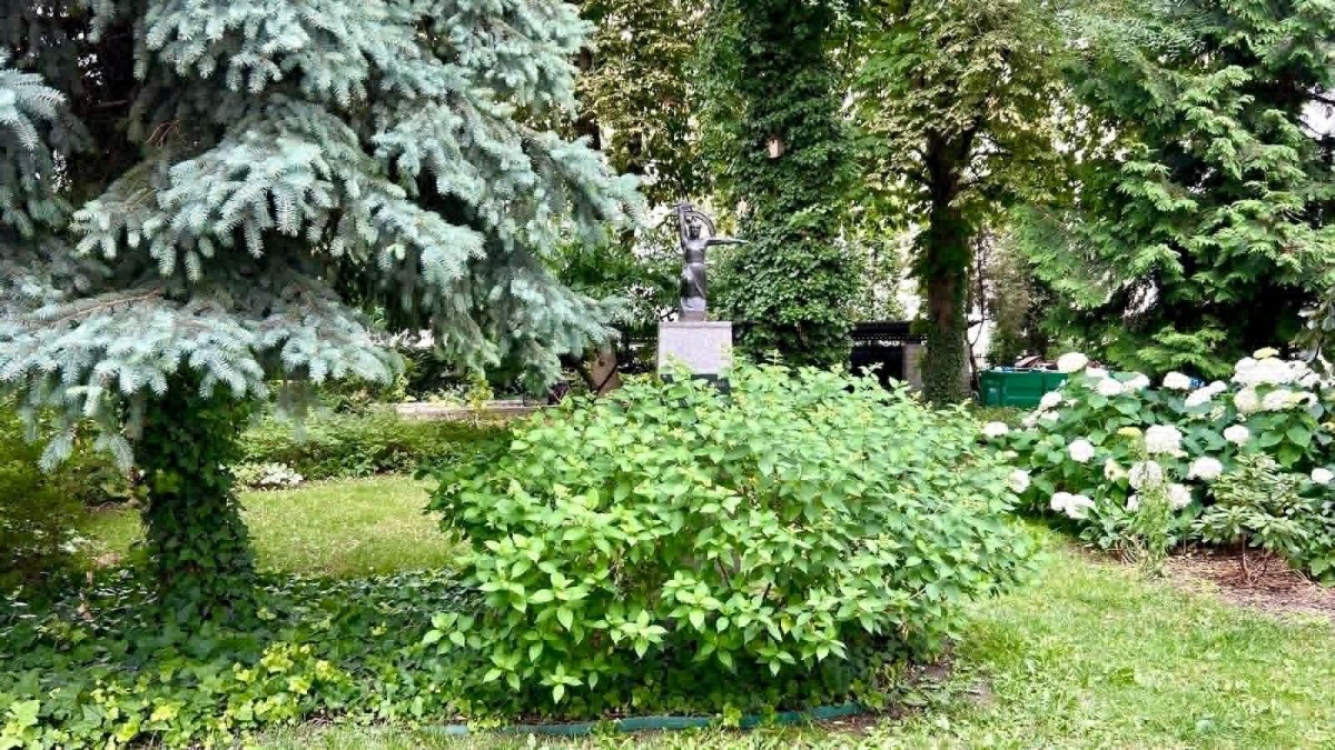 Warszawa · ul. Filtrowa — 31