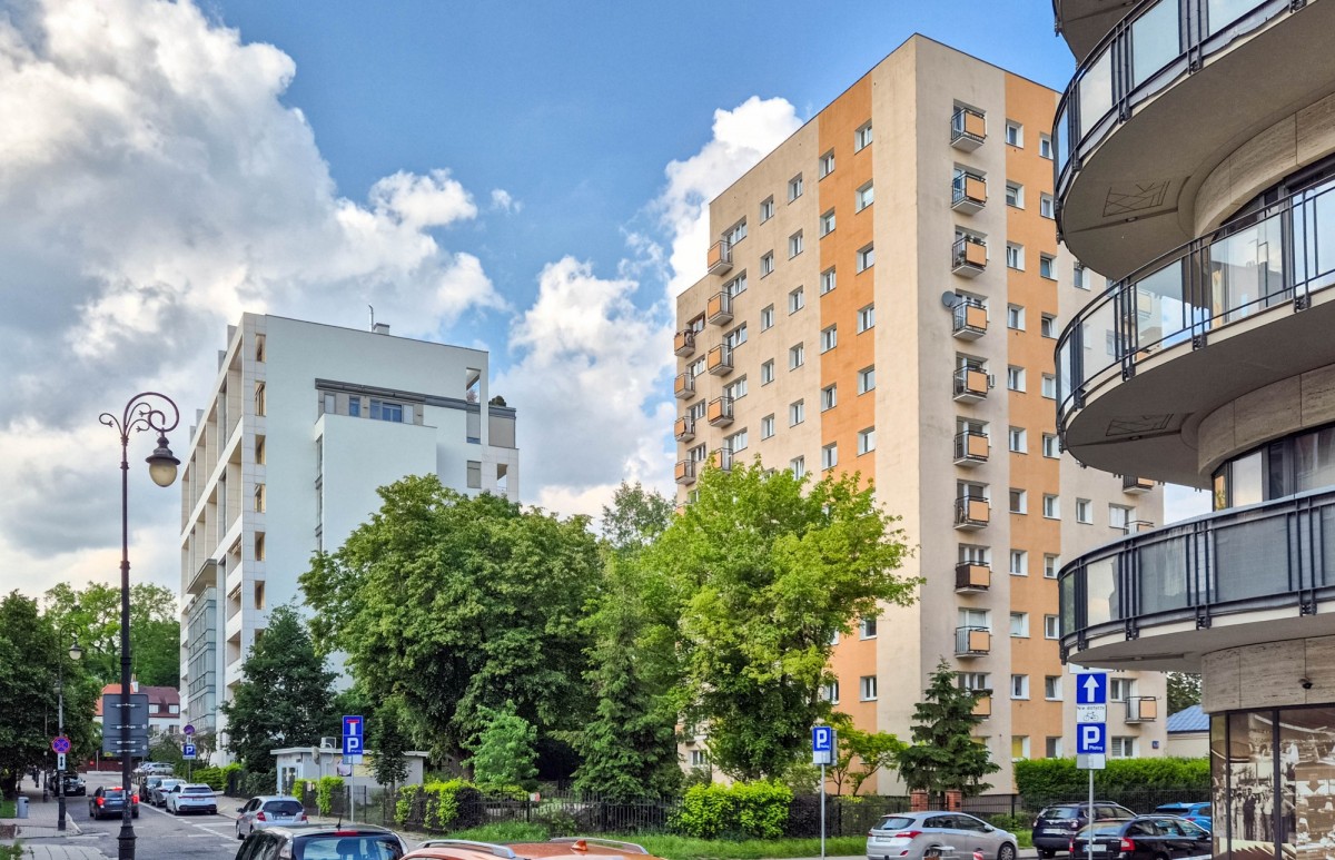 Warszawa · ul. Huculska — 2