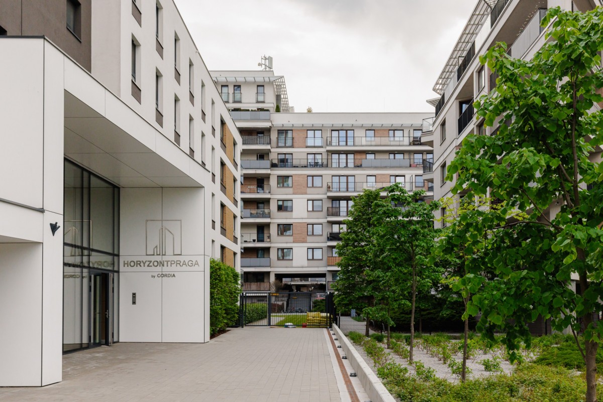 Warszawa · ul. Celownicza — 18