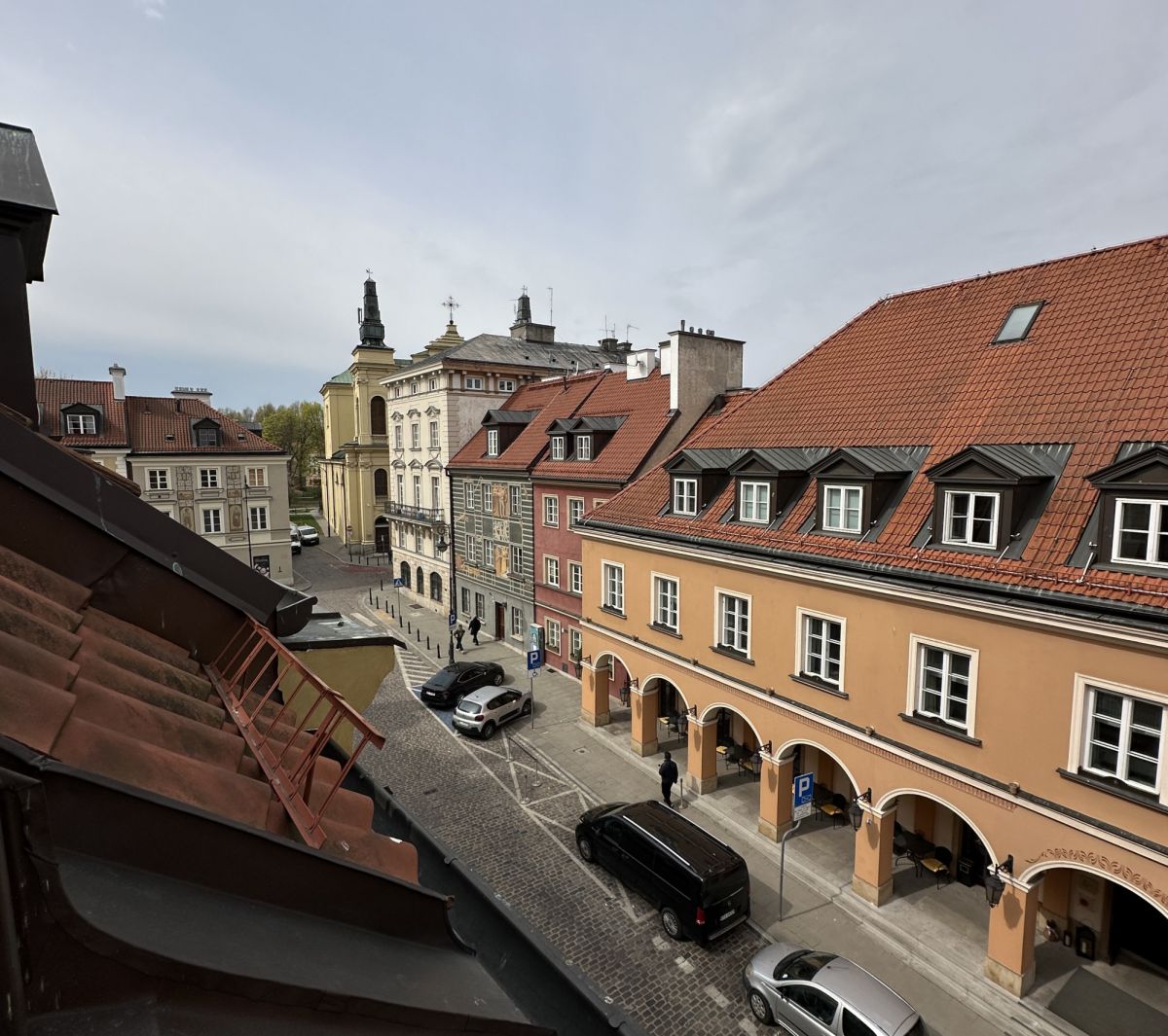 Warszawa · ul. Kościelna — 21