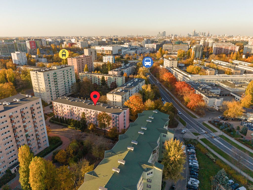 Warszawa · ul. Niegocińska — 17