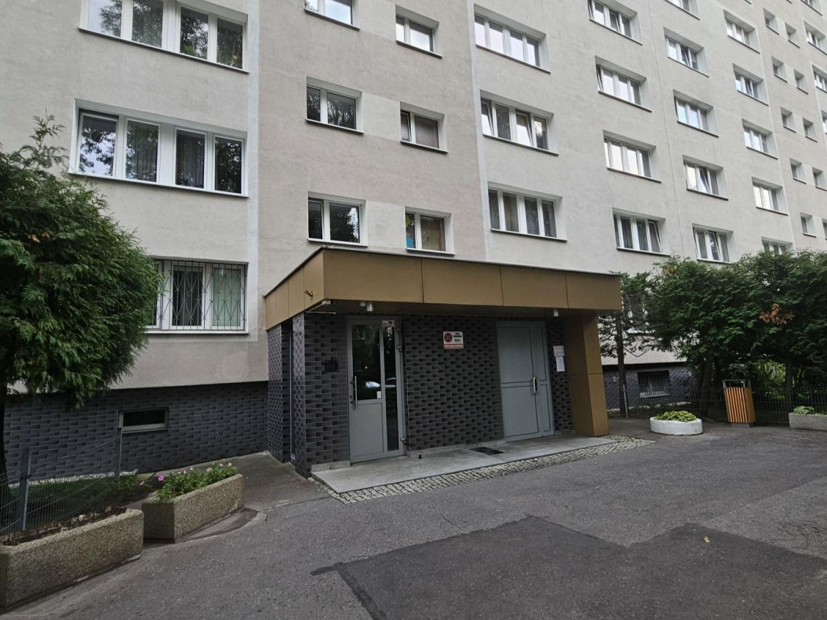 Warszawa · ul. Puławska — 24