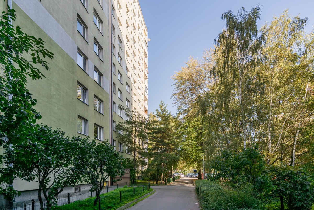 Warszawa · ul. Marii Dąbrowskiej — 8