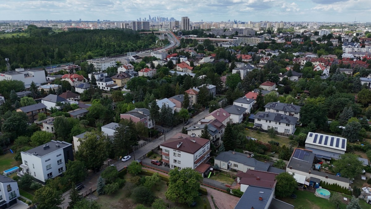 Warszawa · ul. Barbórki — 8