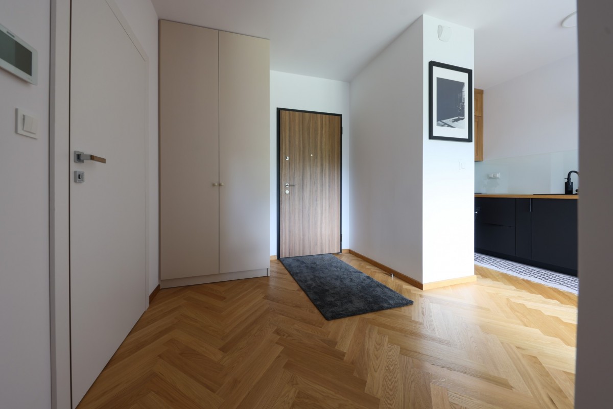 Warszawa · ul. Śródziemnomorska — 12