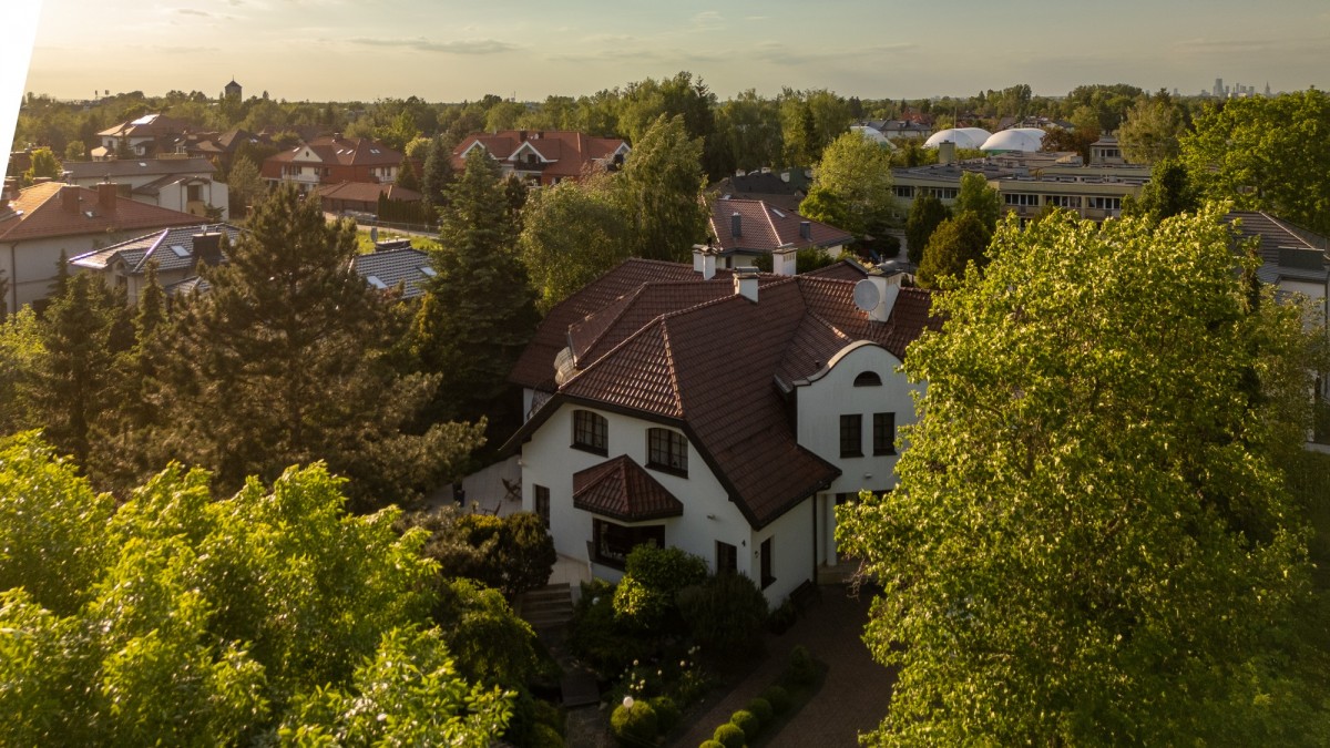 Warszawa · ul. Pelikanów — 23