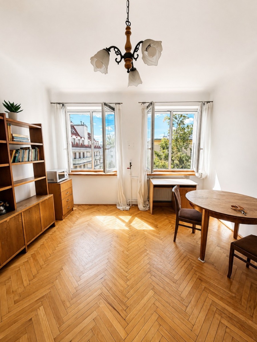 Warszawa · ul. Kopińska — 12