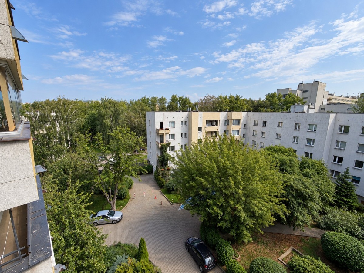 Warszawa · ul. 21 Pułku Piechoty Dzieci Warszawy — 7