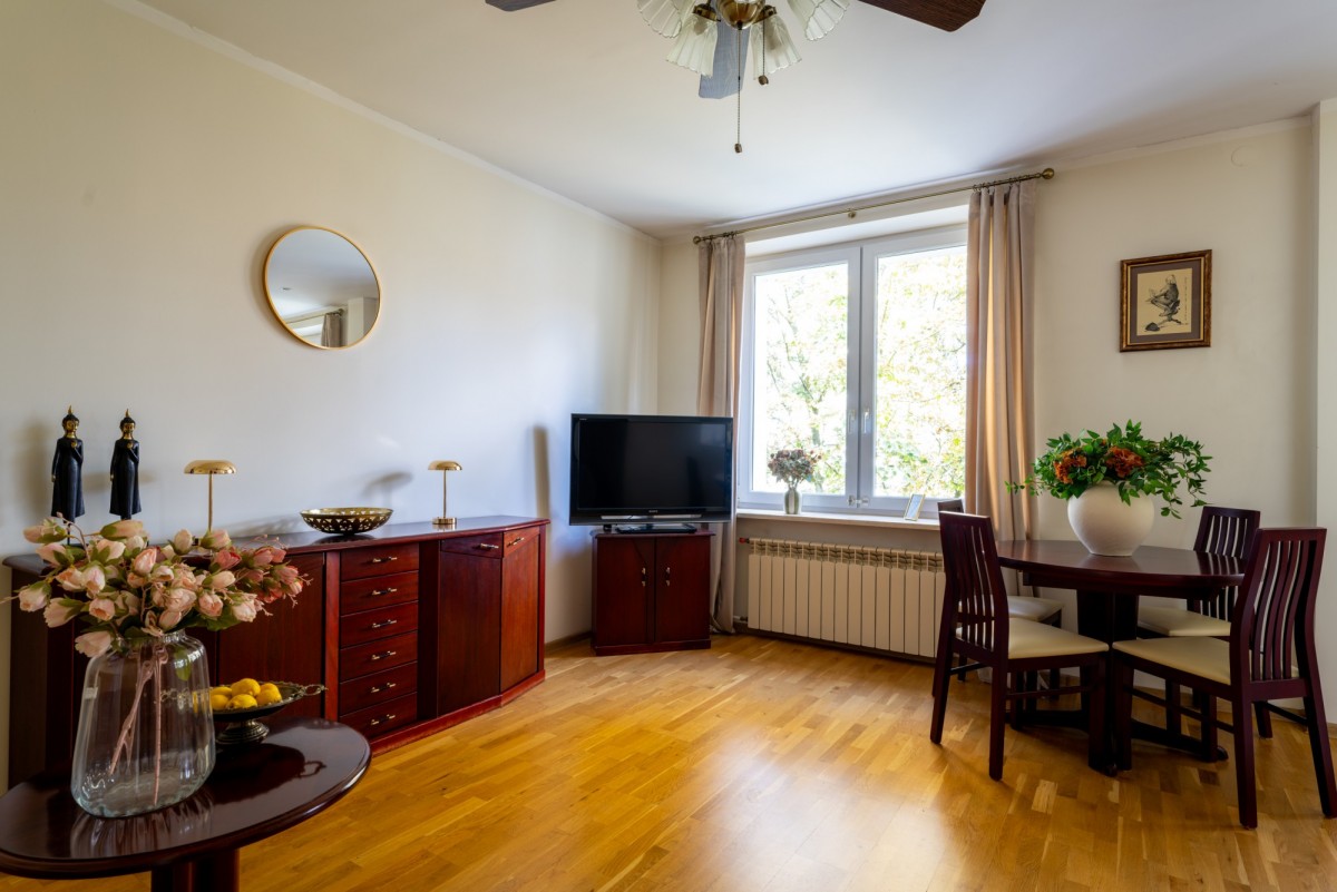 Warszawa · ul. Białobrzeska — 14