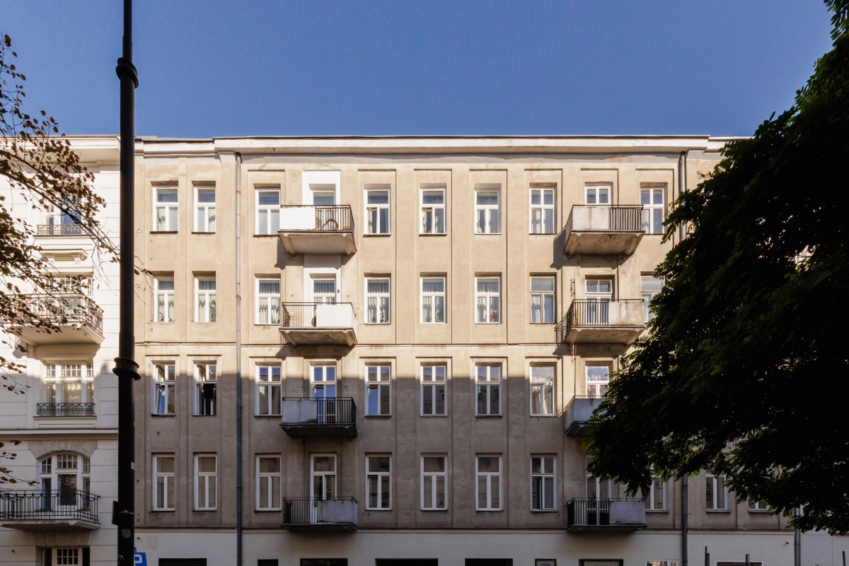Warszawa · ul. Poznańska — 17