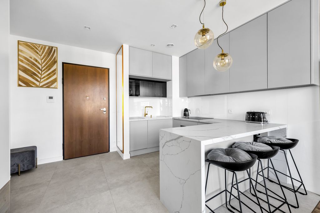 Warszawa · ul. Krochmalna — 7