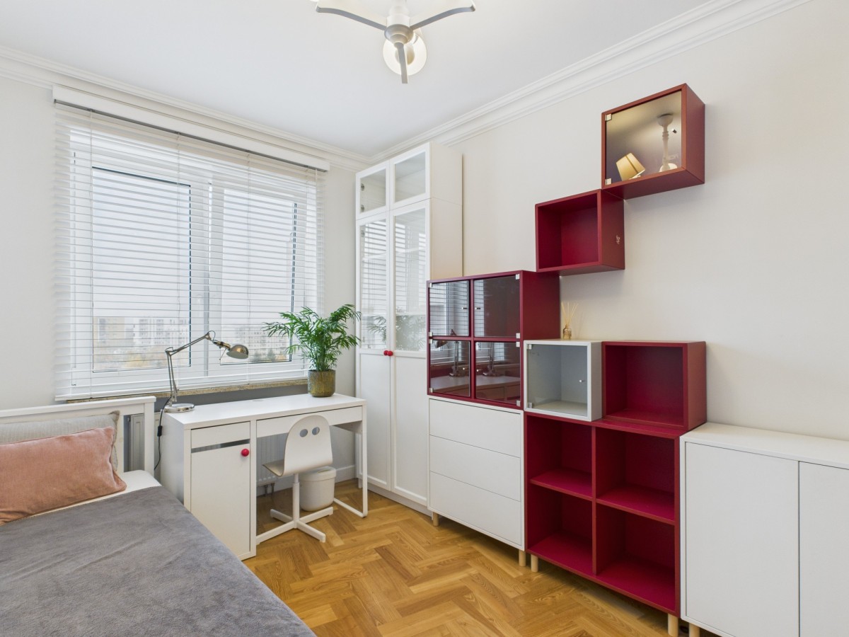 Warszawa · al. Aleja Komisji Edukacji Narodowej — 5