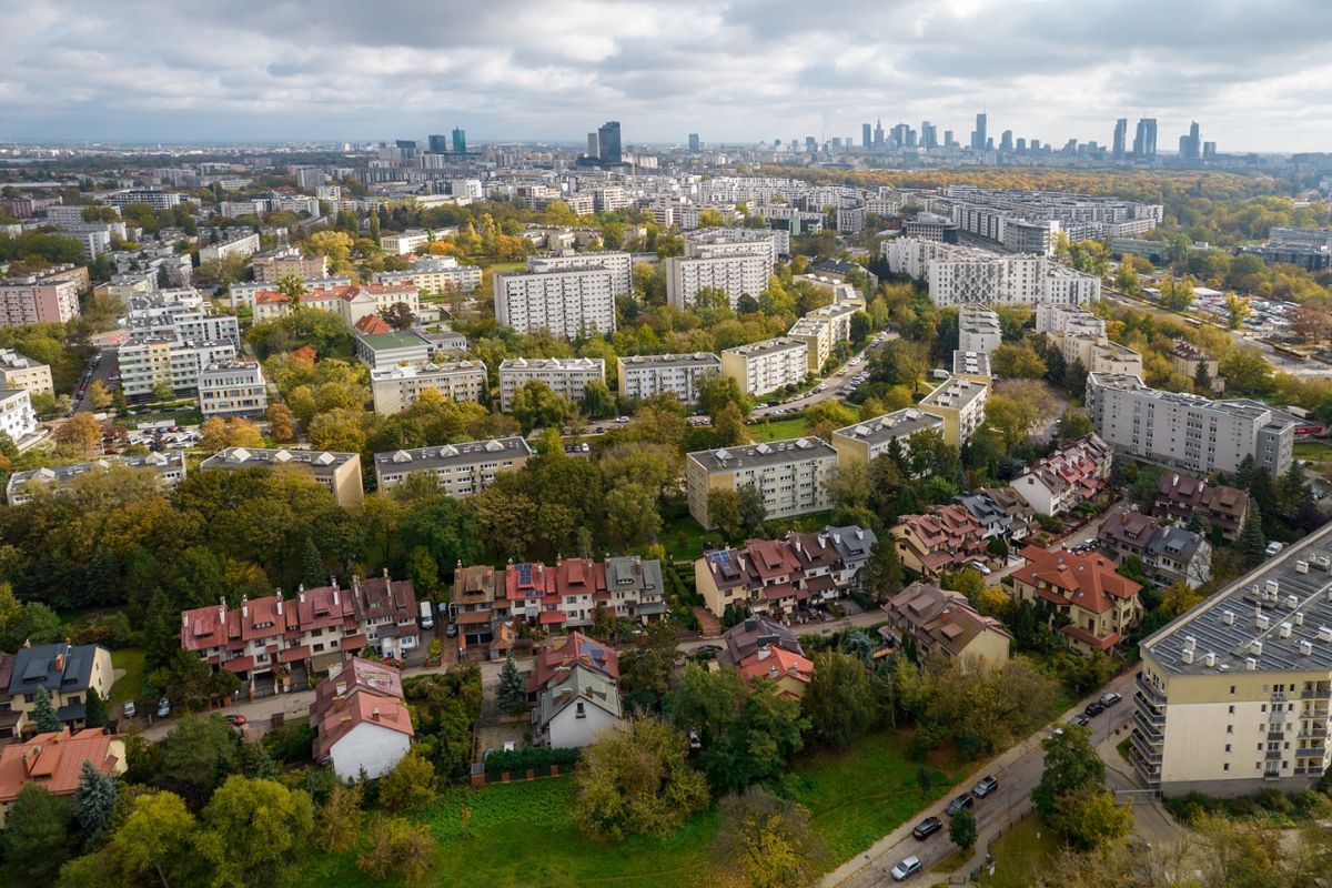 Warszawa · ul. Jasnodworska — 7
