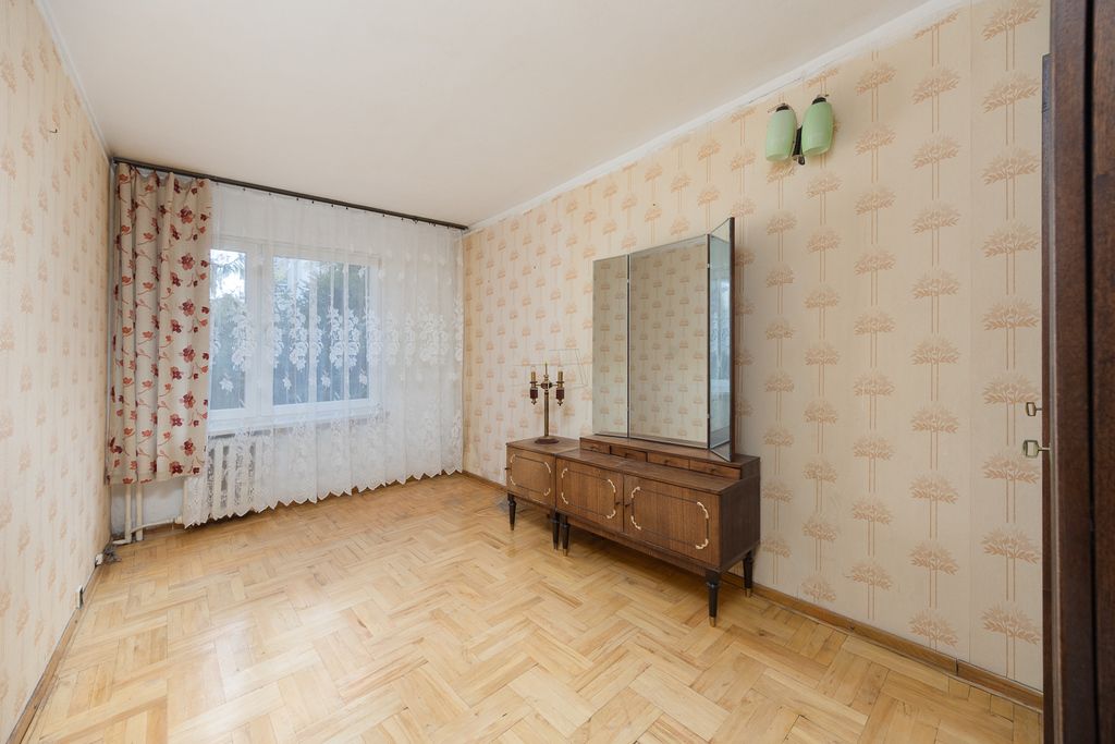 Warszawa · ul. Niegocińska — 5
