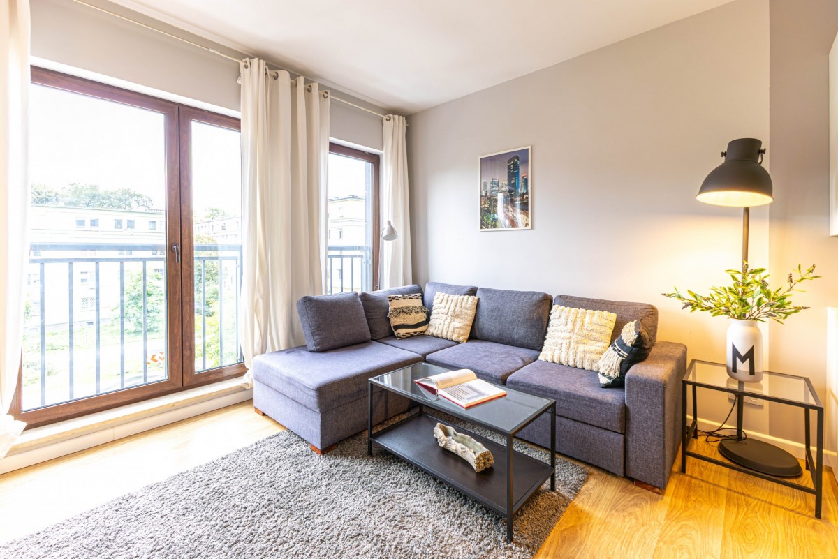 Warszawa · ul. Leszno — 3