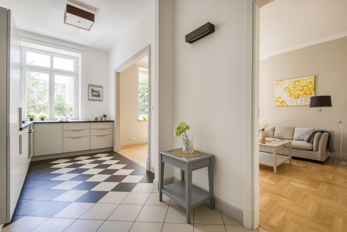 Warszawa · ul. Cecylii Śniegockiej — 7