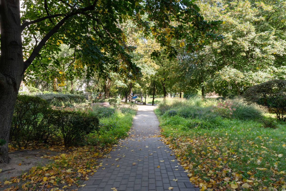 Warszawa · ul. Włościańska — 14