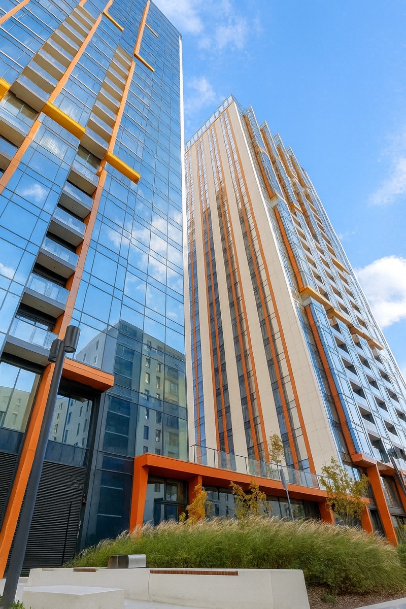 Warszawa · ul. Prosta — 22