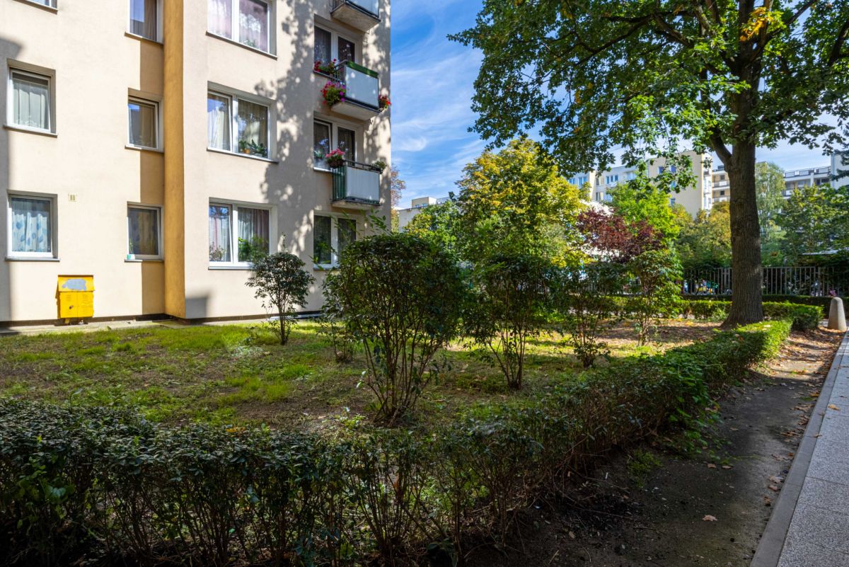 Warszawa · ul. Bracławska — 17
