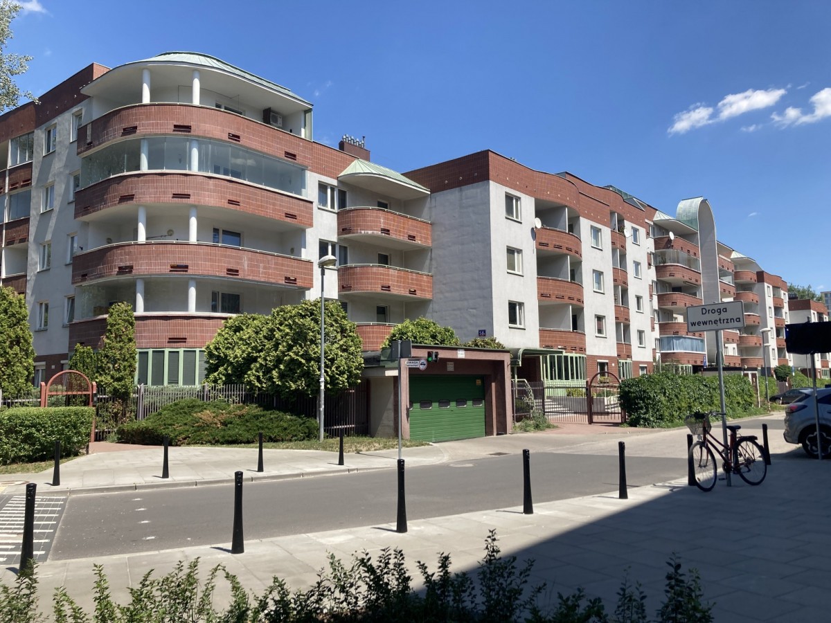 Warszawa · ul. Zygmunta Modzelewskiego — 12